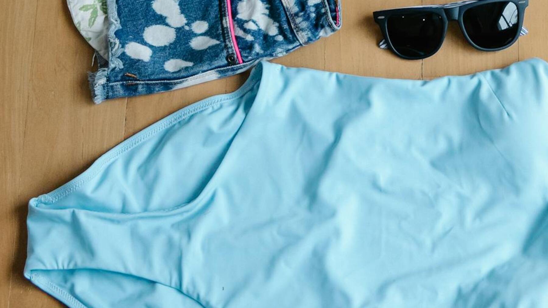Bandeau Swimwear Sourcing Guide for Buyers