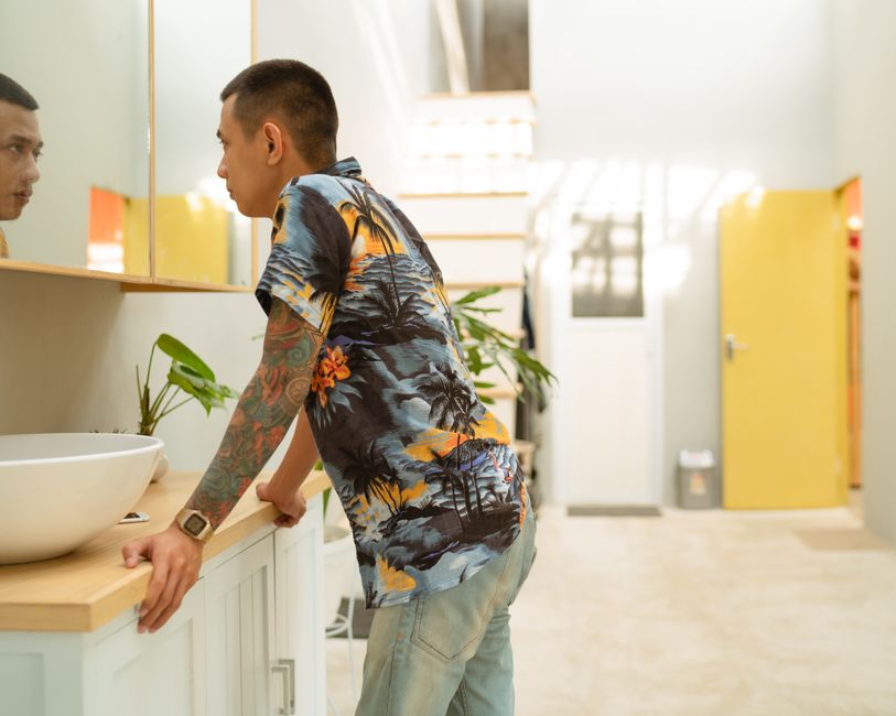 custom Hawaiian shirt sample cost checklist