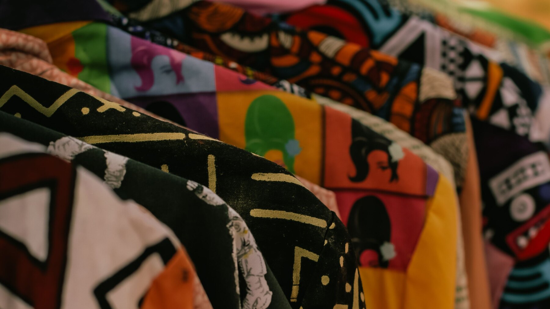 Use a custom aloha shirt pocket matching checklist
