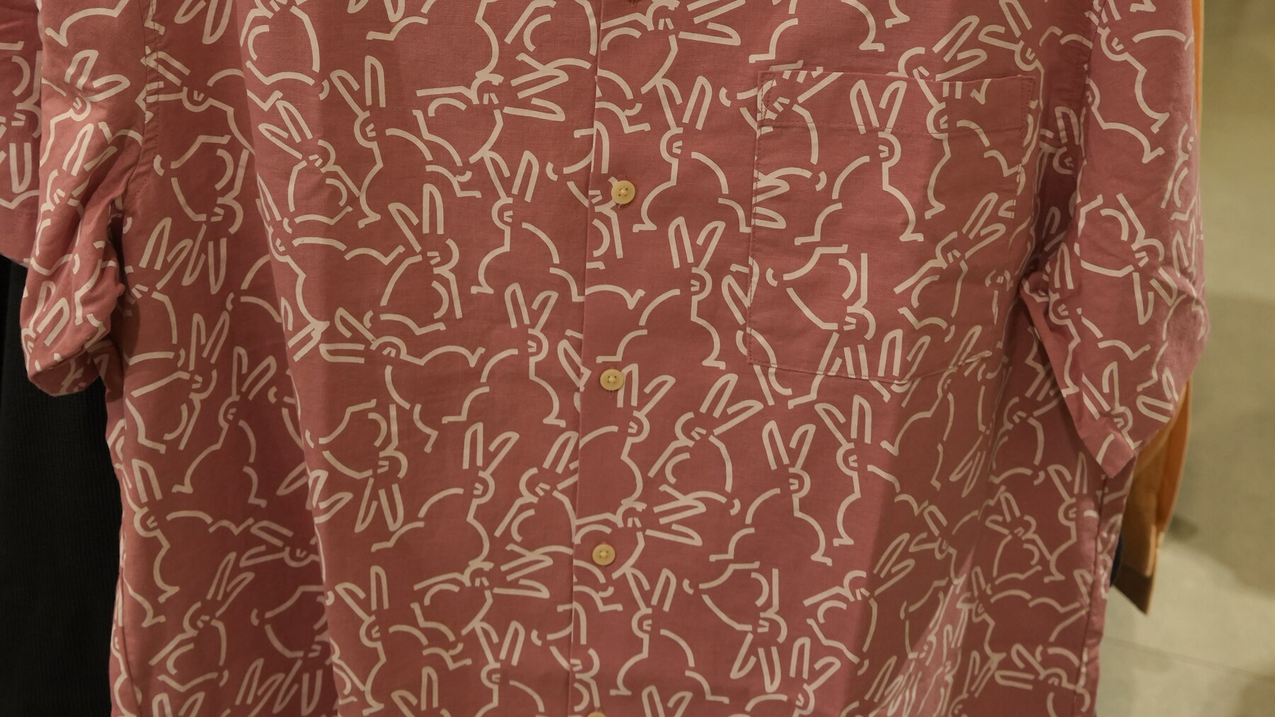 Spec Brief: custom aloha shirts with company logo