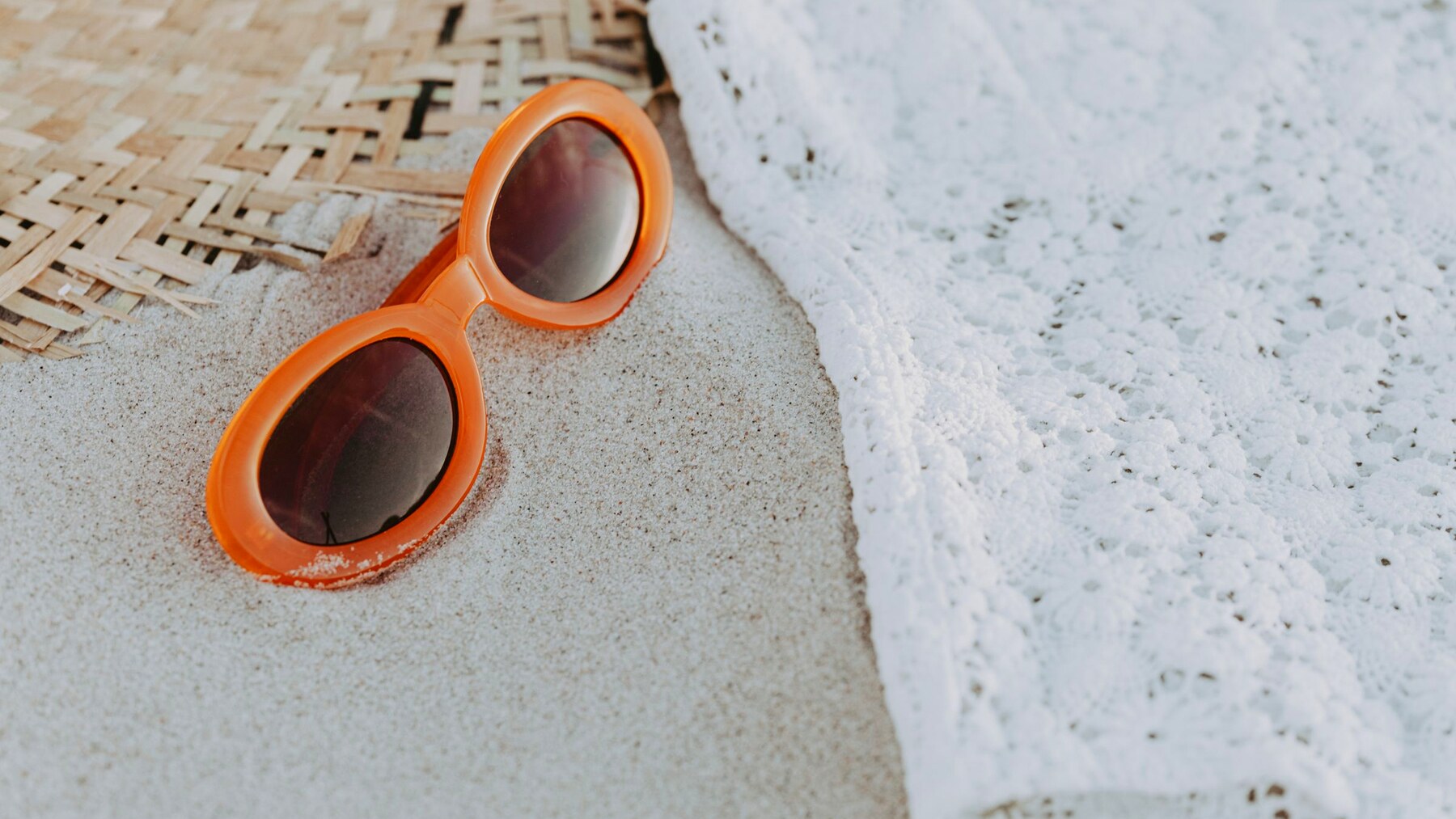 QR-ready private label resort wear DPP care data guide