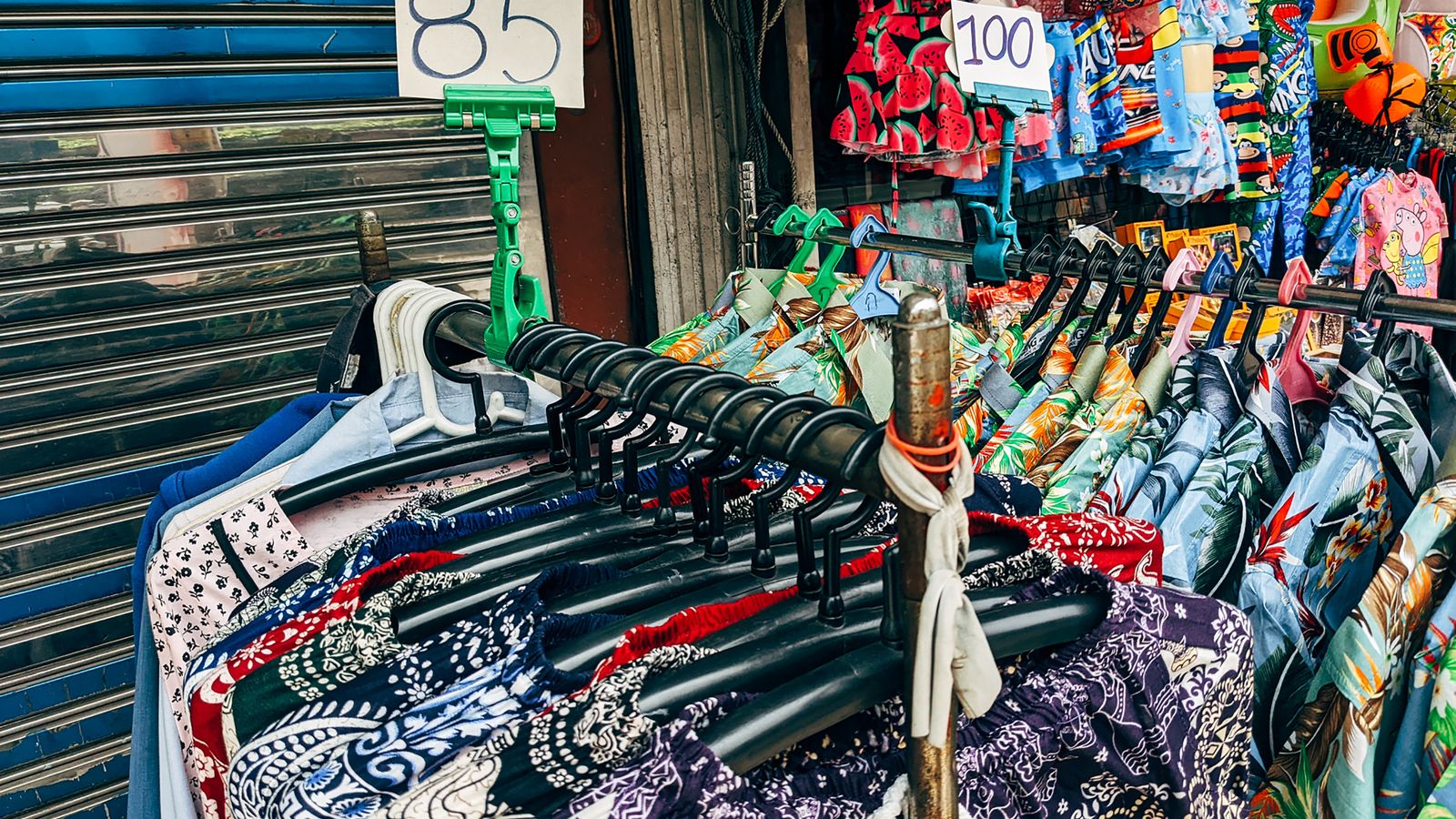 10 Best Aloha Shirt Manufacturers for USA Buyers